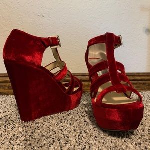 Sandal